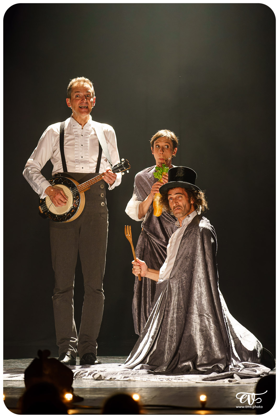 LA CLAQUE (FRED RADIX)